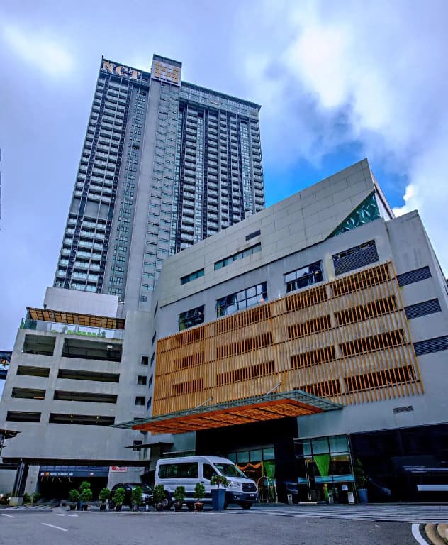 Sky D'Mont Suites - main photo