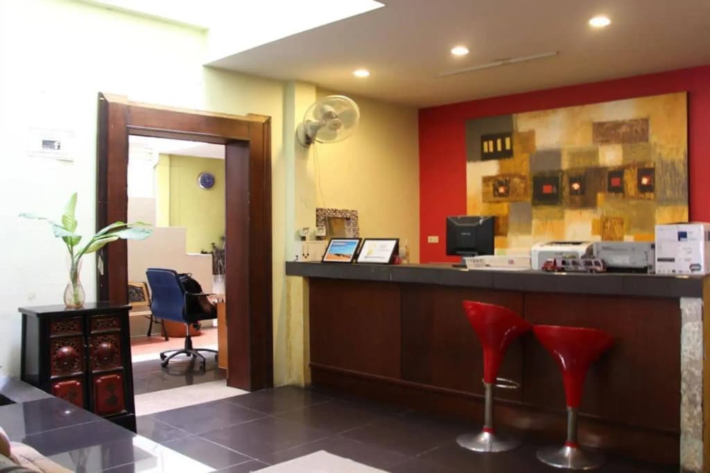 OYO 1054 Phuket Backpacker Hostel - photo 25