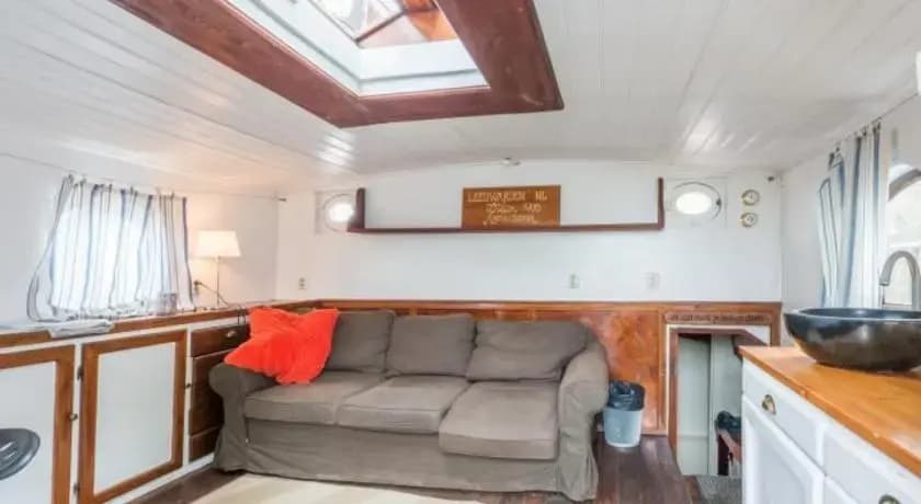 Anna Johanna Houseboat - photo 8
