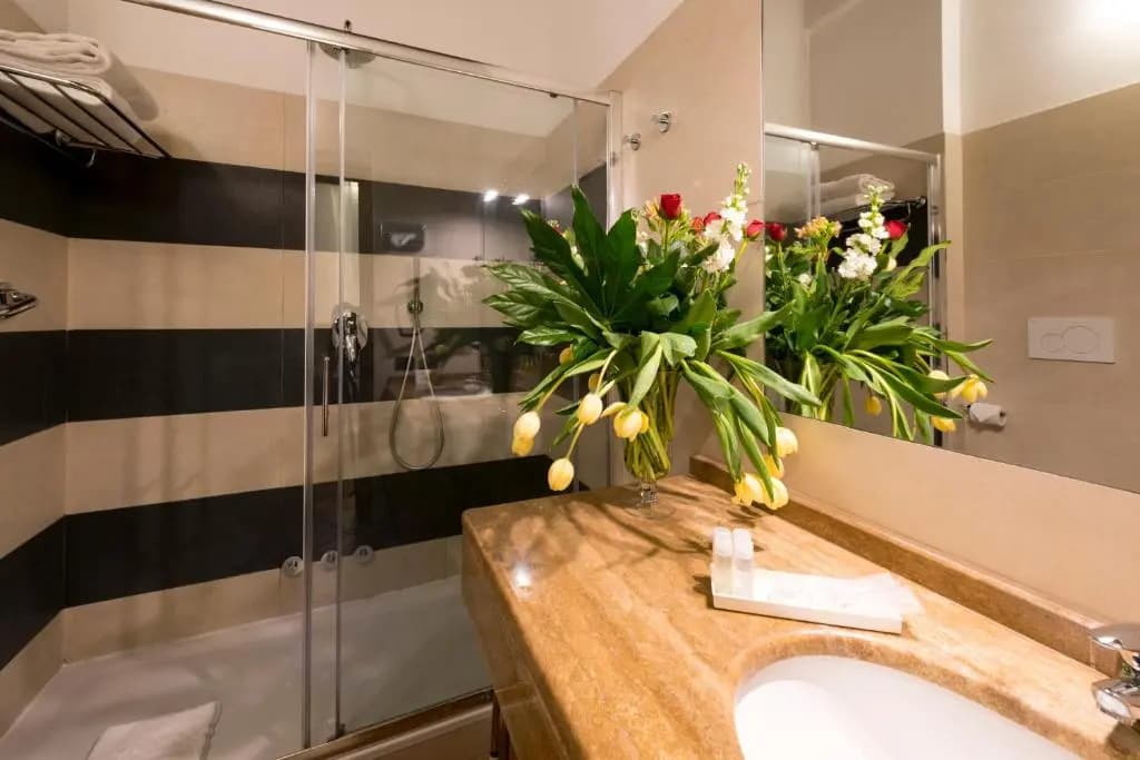 JR Suites - photo 4