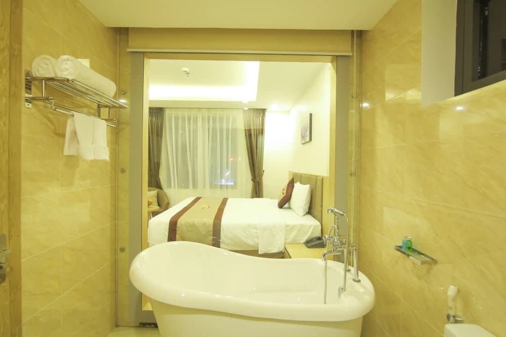 Lavencos Hotel Da Nang - photo 9