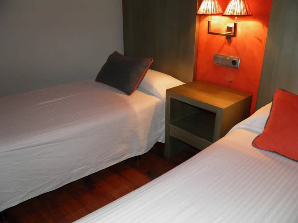 Hotel Annex - photo 2