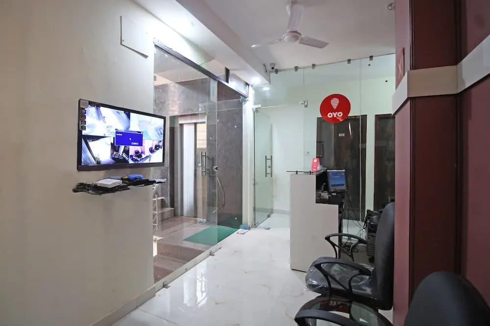 OYO 4882 Hotel Golden Park - photo 12