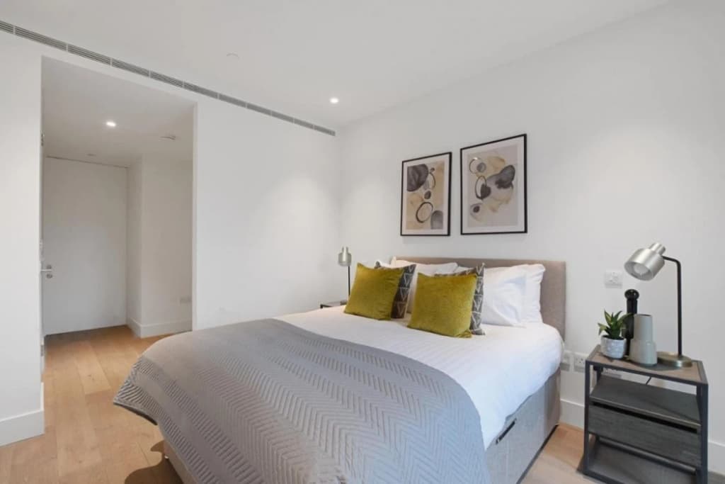 Whitfield Street Residences by Aeria Apartments - photo 2