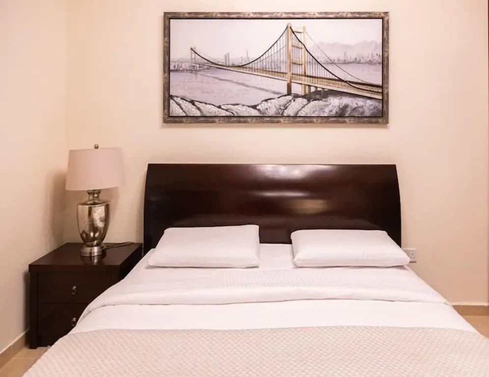 Modern 2BR Oasis with Breathtaking Views - photo 3