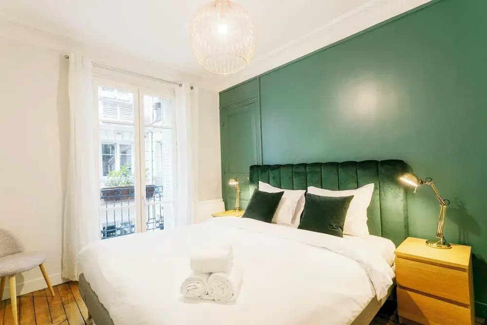 Central Paris 1BR near Palais Royal - photo 2