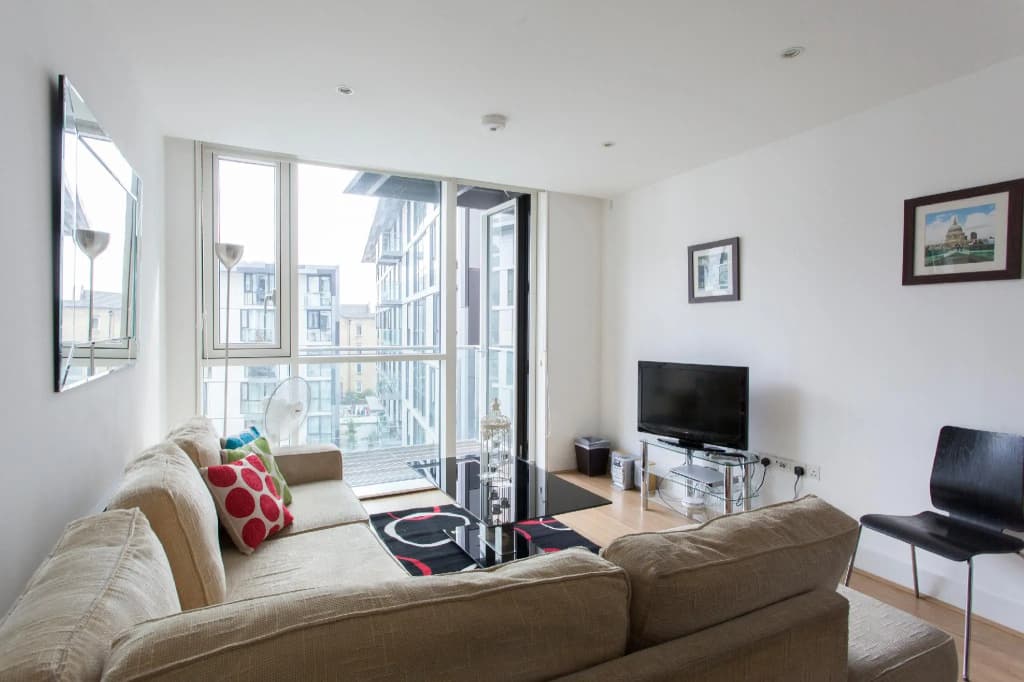 Times Square Apartments - main photo