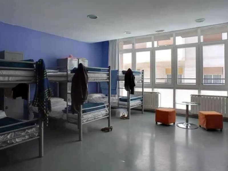 Alberguinn Youth Hostel - photo 29