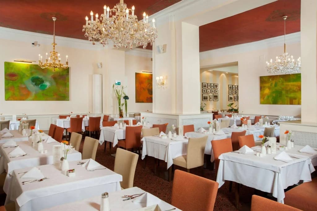 Hotel Kaiserhof Wien - photo 26