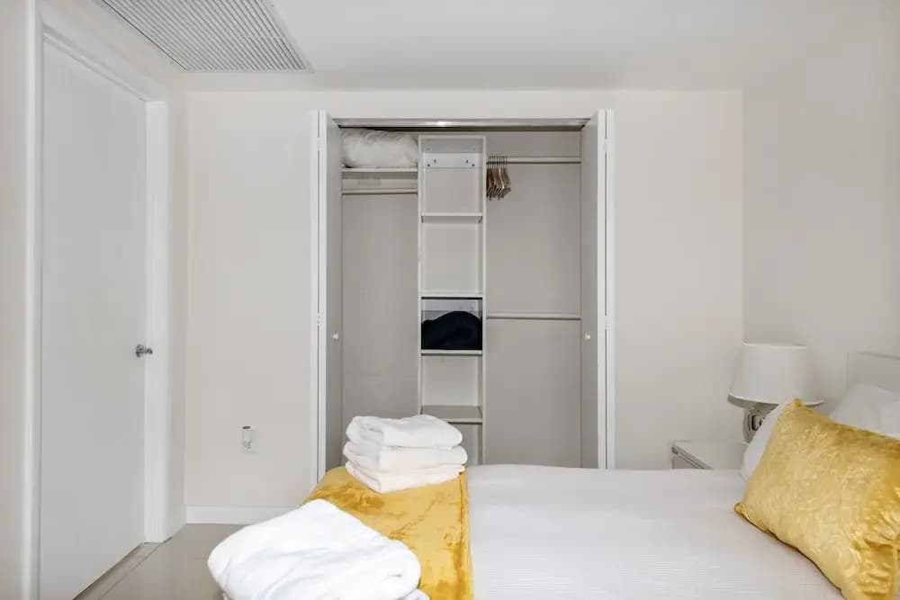 Iconbrickell 1609 - photo 2
