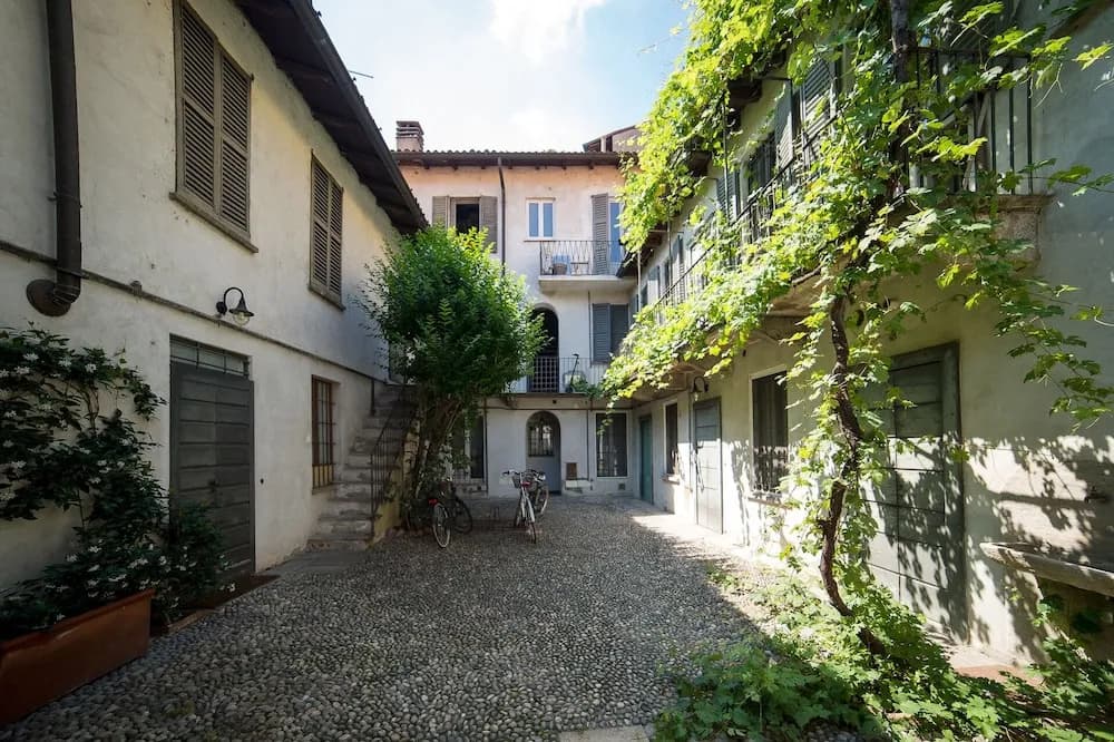 HbHall - Navigli 2 Apartment - photo 1