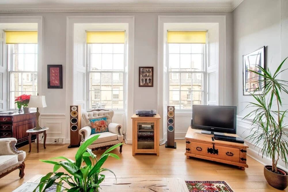 Beautiful 1 Bedroom City Centre Apartment - photo 6