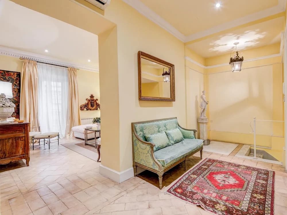 RSH Augustus Luxury Apartment - photo 6