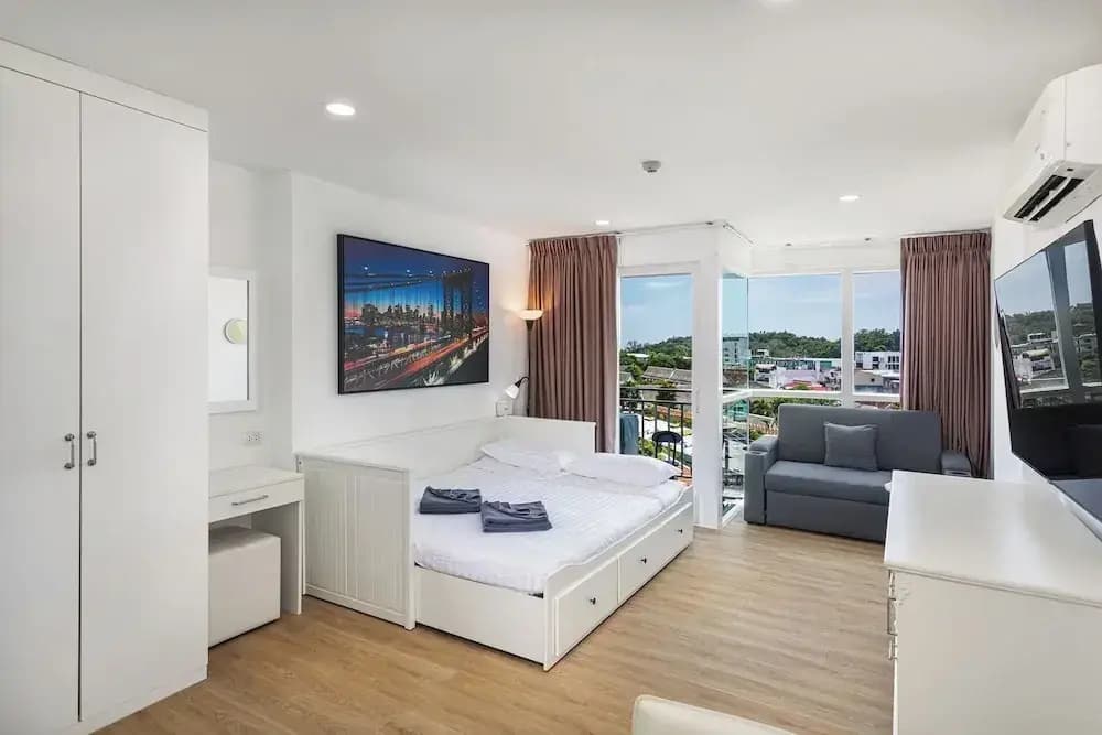 Studio in Ozone Condo in Kata A702 - photo 5