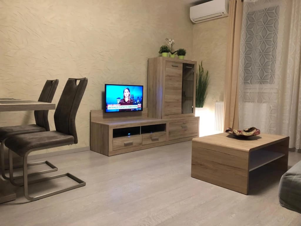 Aden Apartment - free parking, AC - photo 4