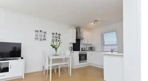 Edinburgh Seaside Apartment - photo 10