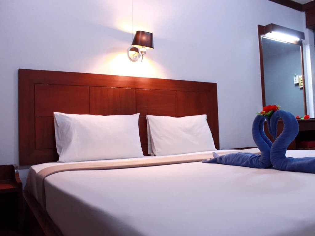 The Little Mermaid Guesthouse & Restaurant - photo 4