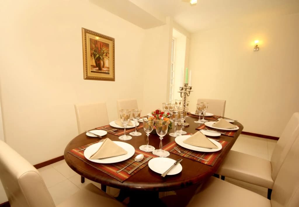 Unique Towers Luxury Boutique Suites - photo 30