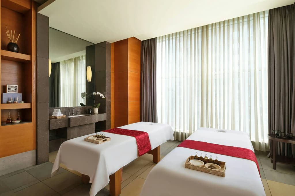 The Ritz-Carlton Jakarta, Pacific Place - photo 37