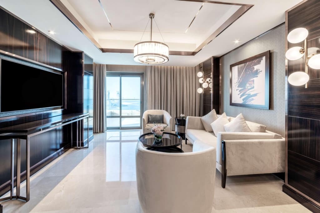 Hilton Doha The Pearl - photo 8