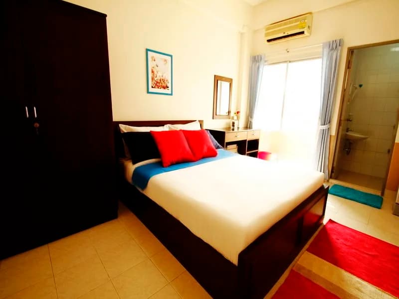 Golden Apartment - photo 2
