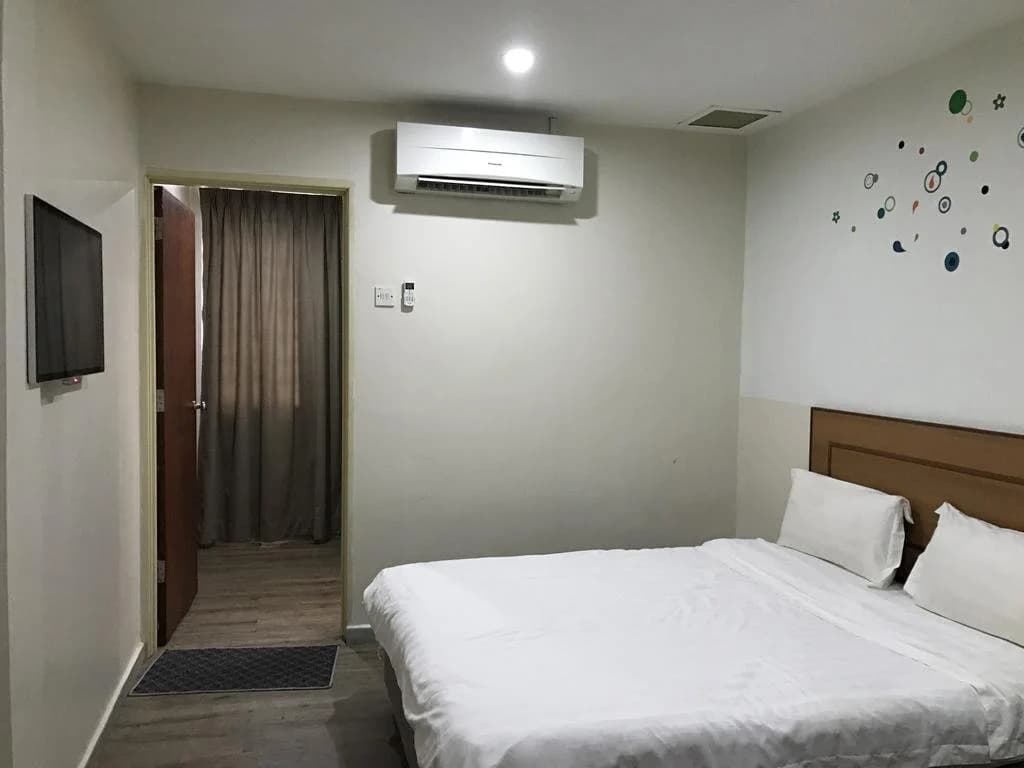 Tambun Inn Hotel - photo 10
