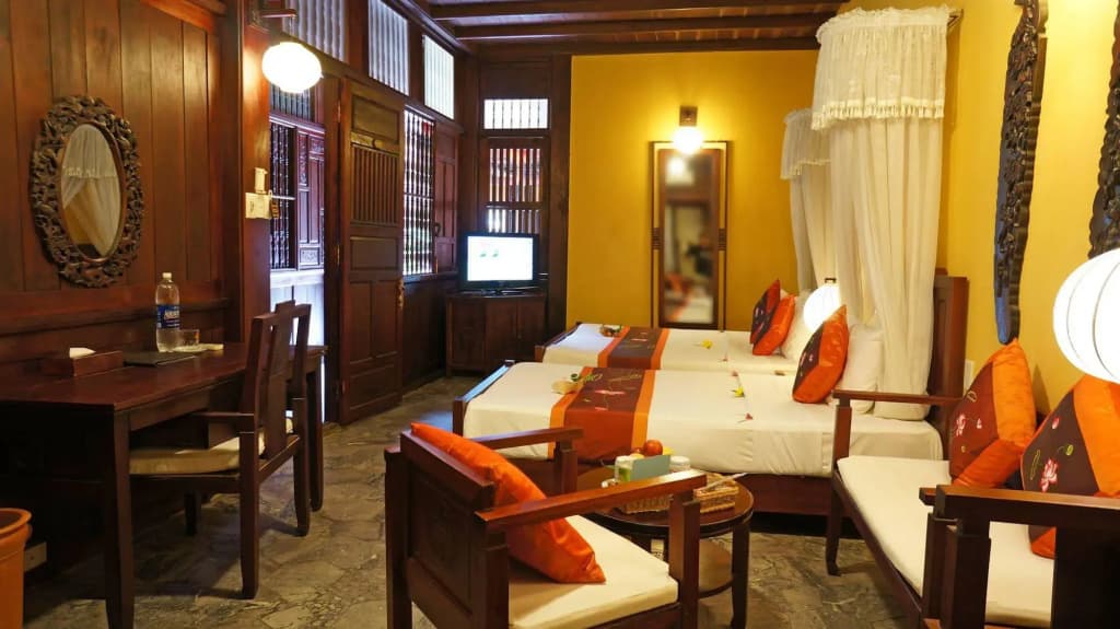 Vinh Hung Heritage Hotel - photo 17