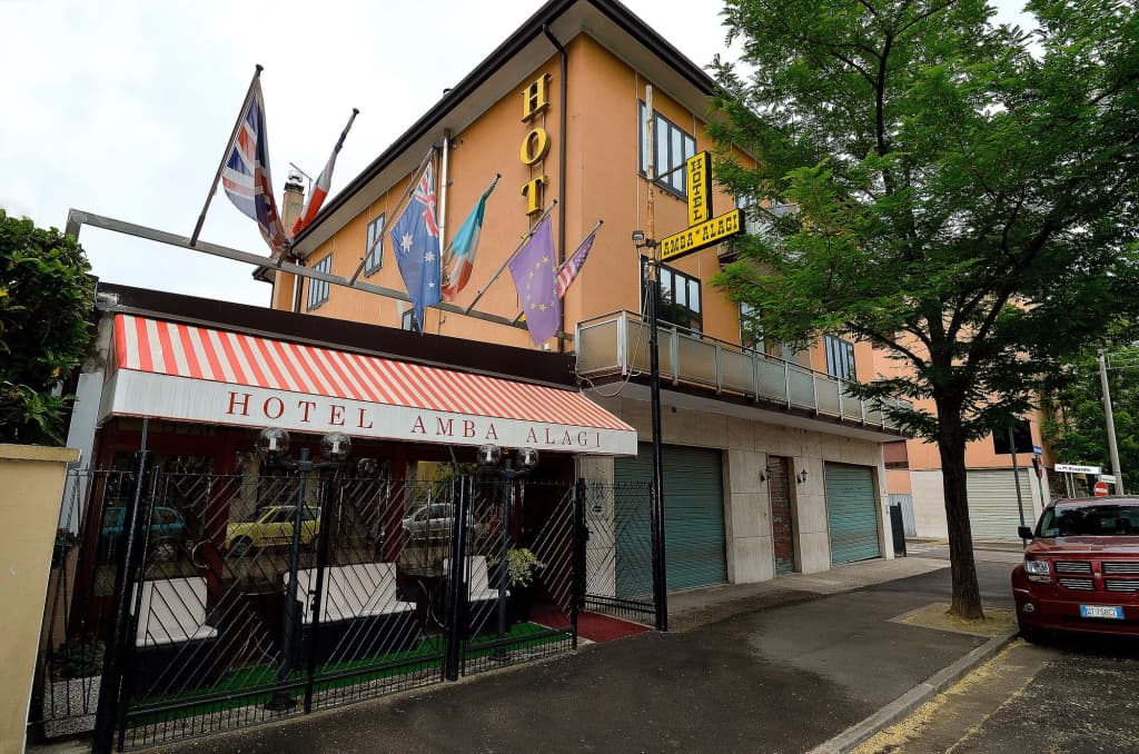 Hotel Amba Alagi - photo 10