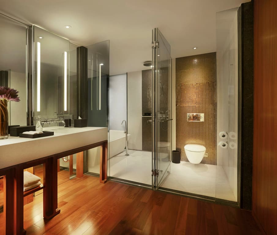 Hansar Bangkok Hotel - photo 32