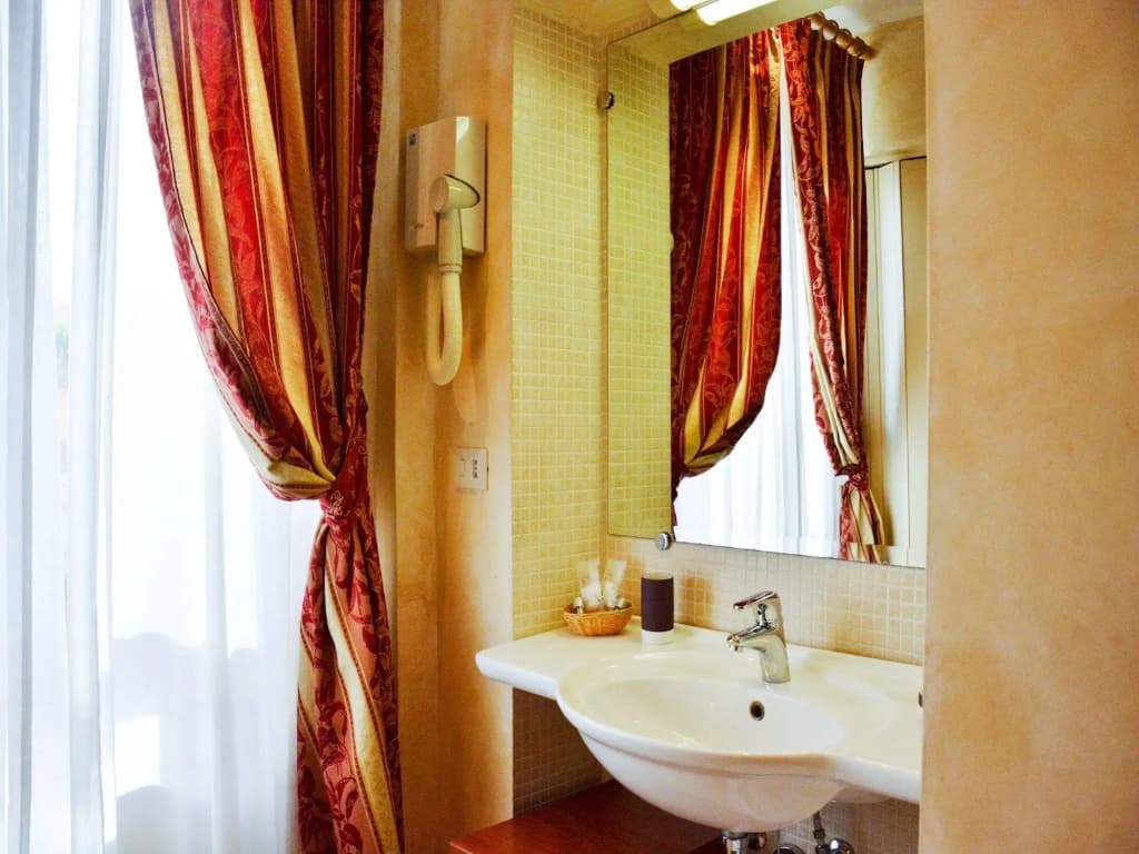 Hotel Labelle - photo 6