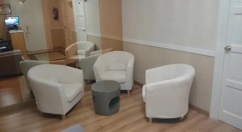 Hostal Milan - photo 7