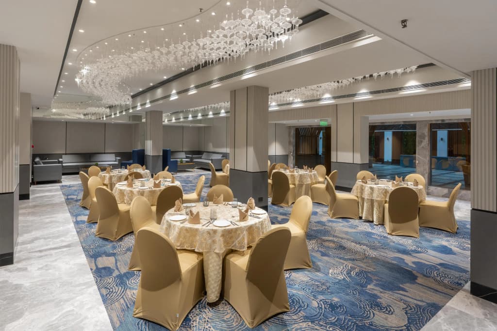 Park Inn by Radisson New Delhi Lajpat Nagar - photo 12