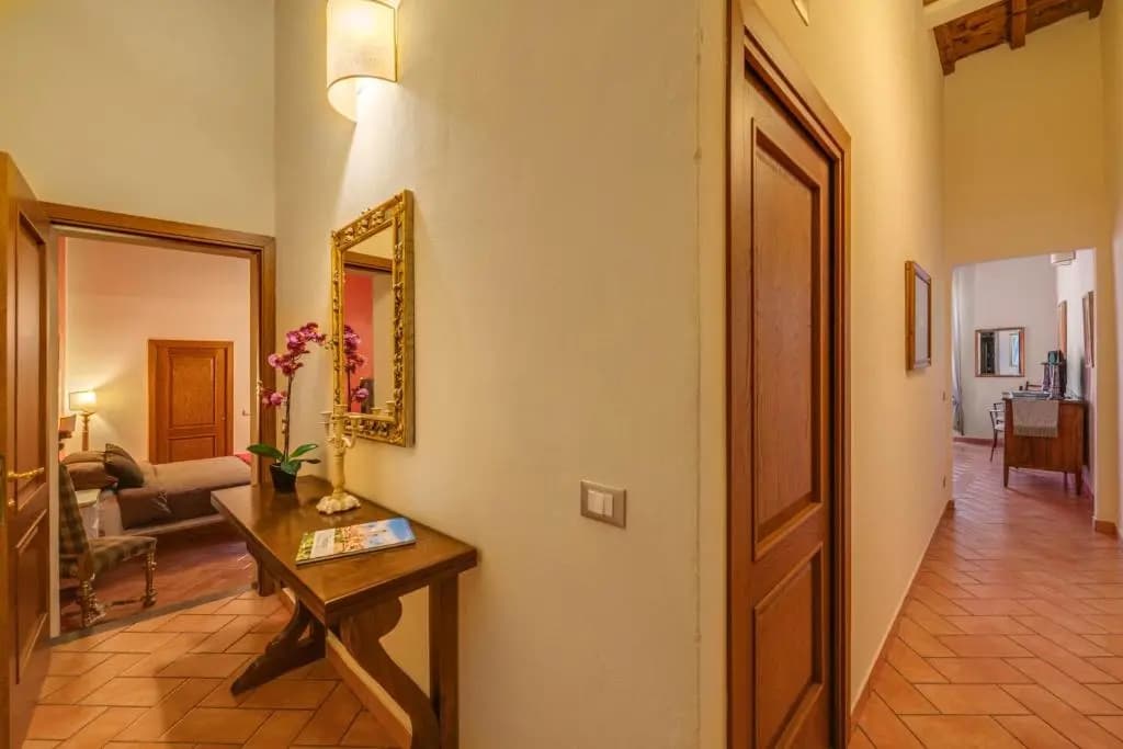 Dante States Apartments - photo 4