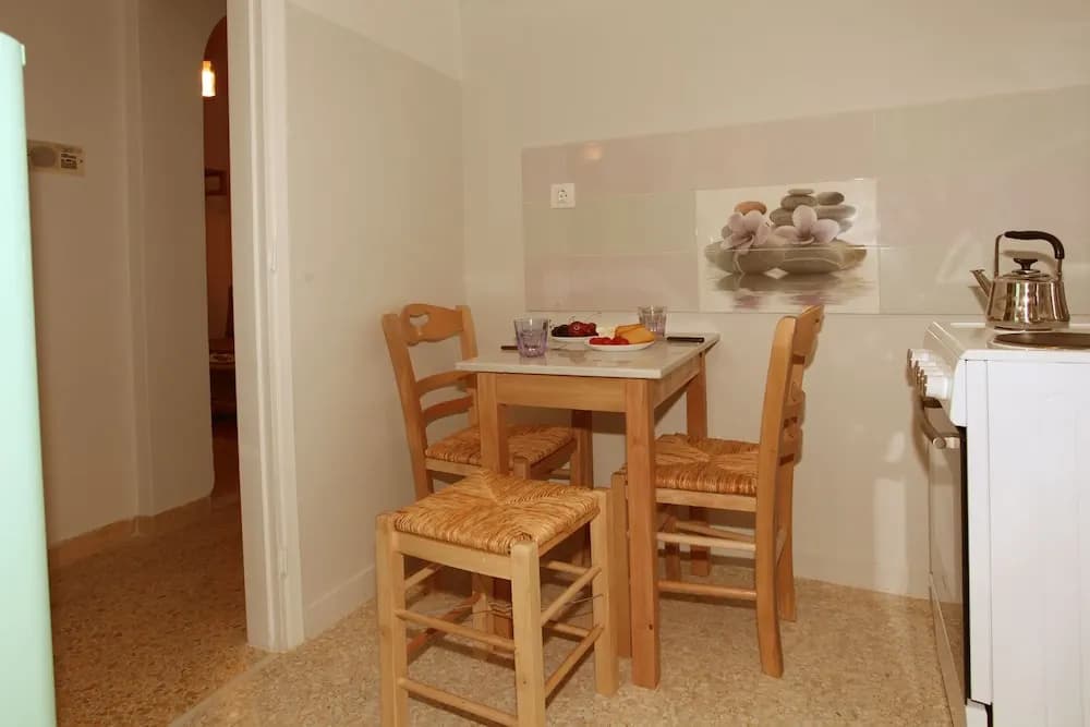 Your address in Koukaki - photo 23