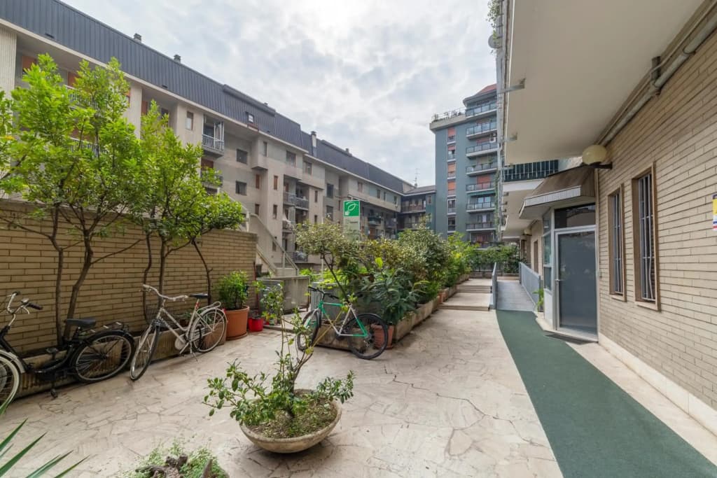 Pasteur Modern Studio with Terrace! - photo 9