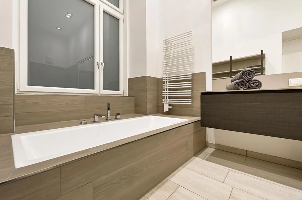 Central Luxury Apartment - photo 8