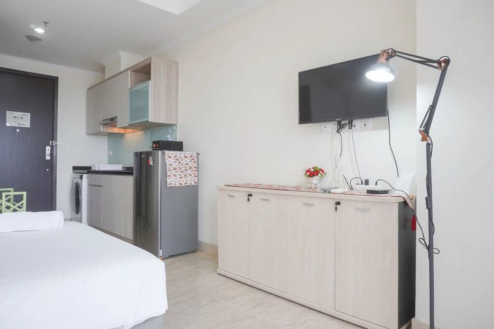 Wonderful And Cozy Designed Studio At Menteng Park Apartment - photo 19