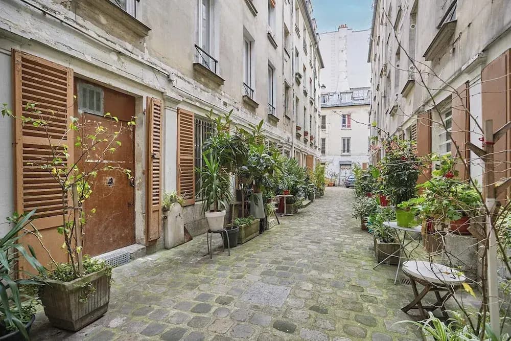Apartment for 4 People in Paris - photo 1