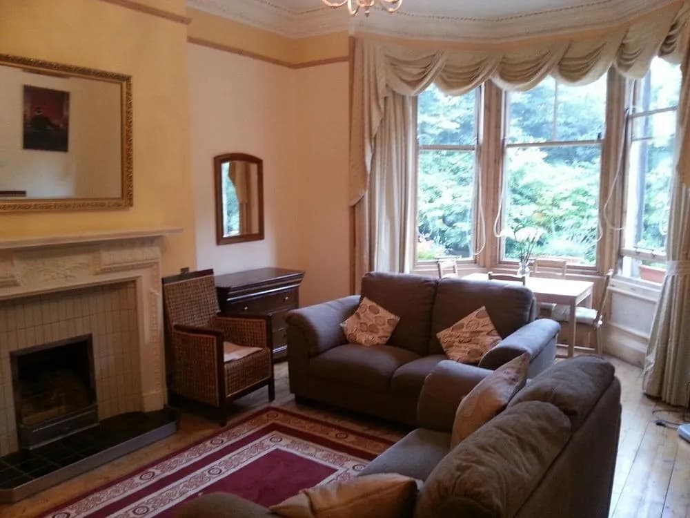 15 Merchiston Gardens Bed and Breakfast - photo 4