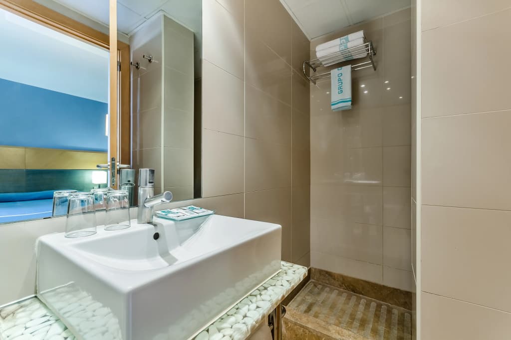 Hotel Del Mar - photo 10