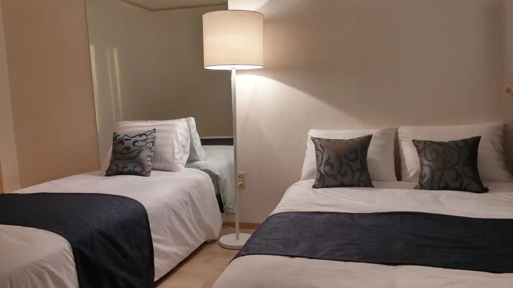 Utopia Guesthouse - Hostel - photo 3
