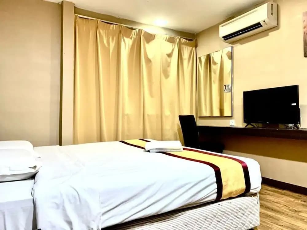 Green Town Hotel Classic - photo 6