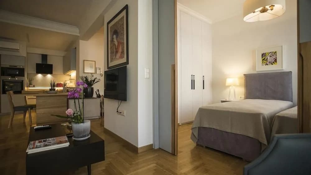 Elegant apartment under Acropolis - photo 5