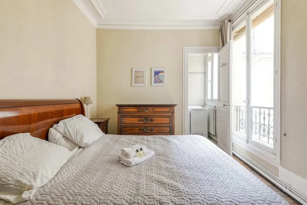 Bright and Homely Apartment in Batignolles - photo 4