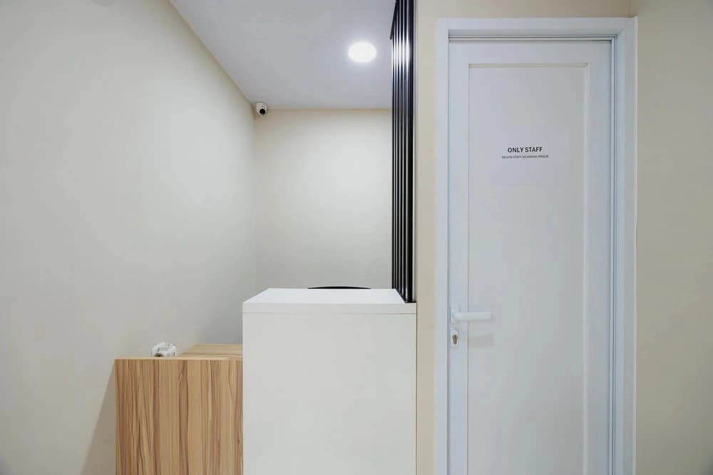 Urbanview Petukangan Mansion Jakarta - photo 2