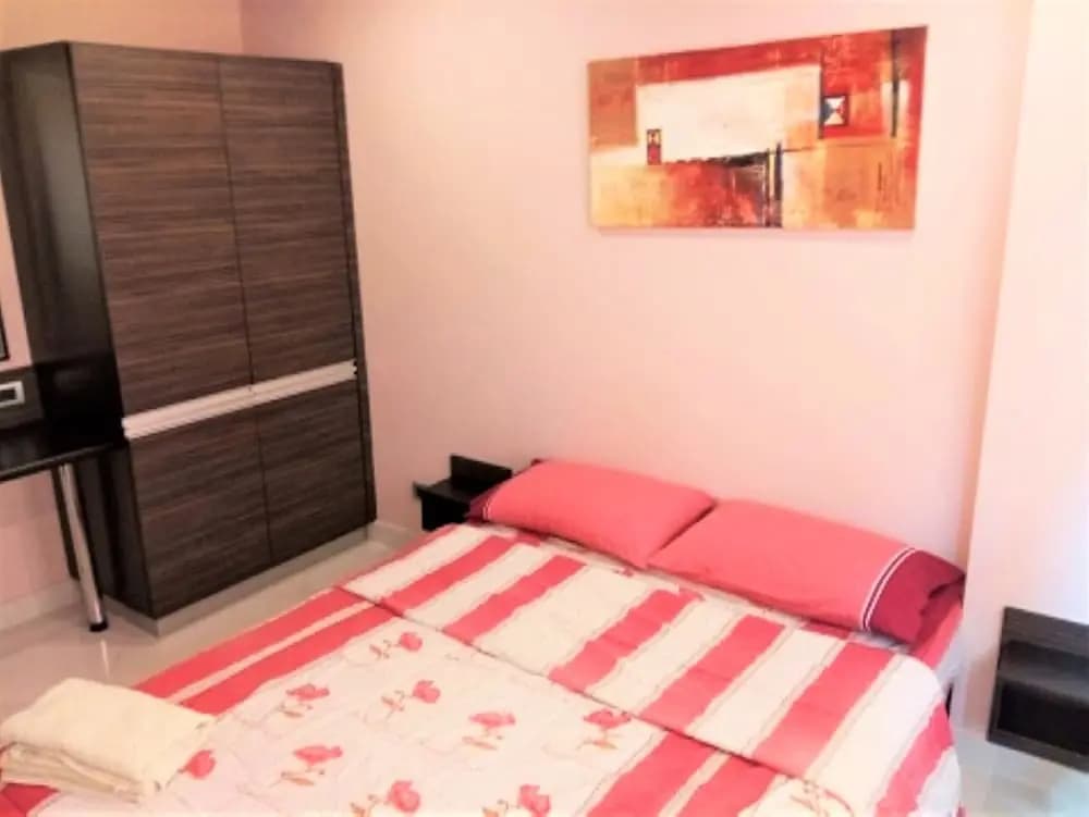 Park Lane Resort Jomtien - Condo Sleeps 2 - photo 1