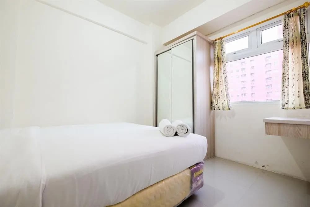 Comfortable 2BR Green Pramuka Apartment - photo 4