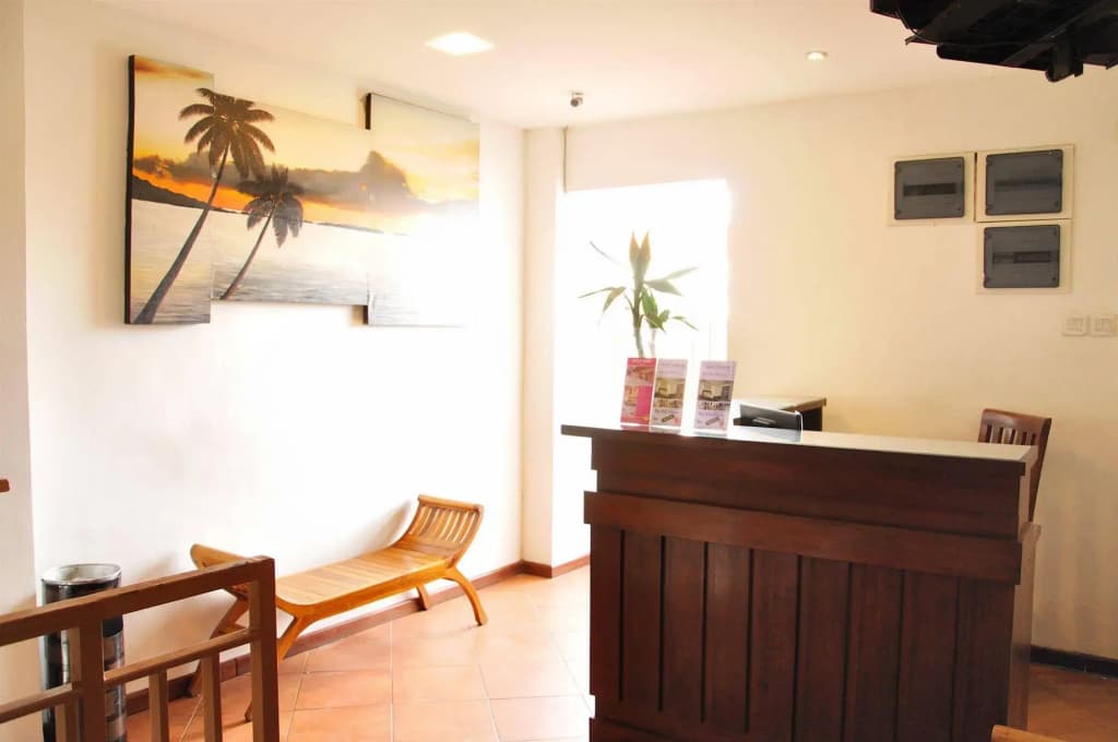Bemo Corner Guest House - photo 2