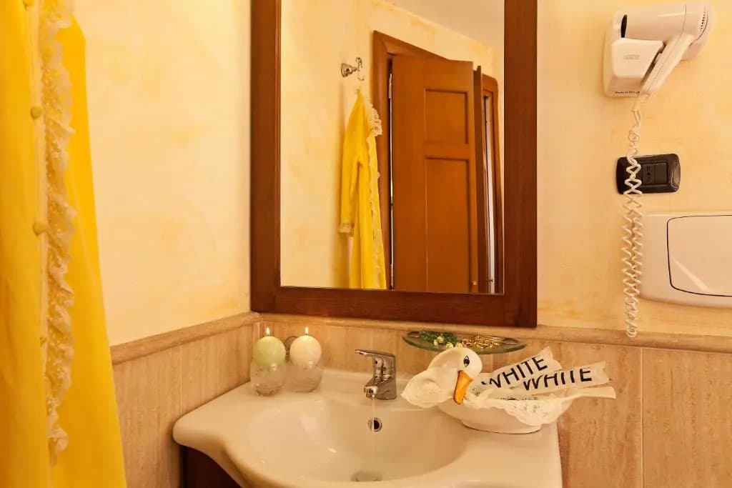 La Fenice Hotel - photo 9