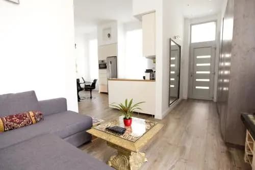 Ice Breaker Apartment - photo 5